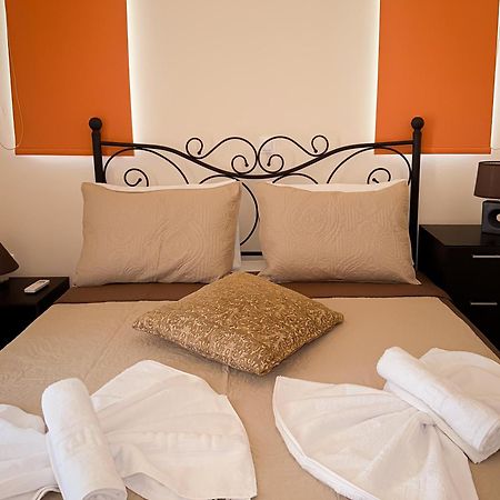 Sun N' Salt II Apartment تولو المظهر الخارجي الصورة