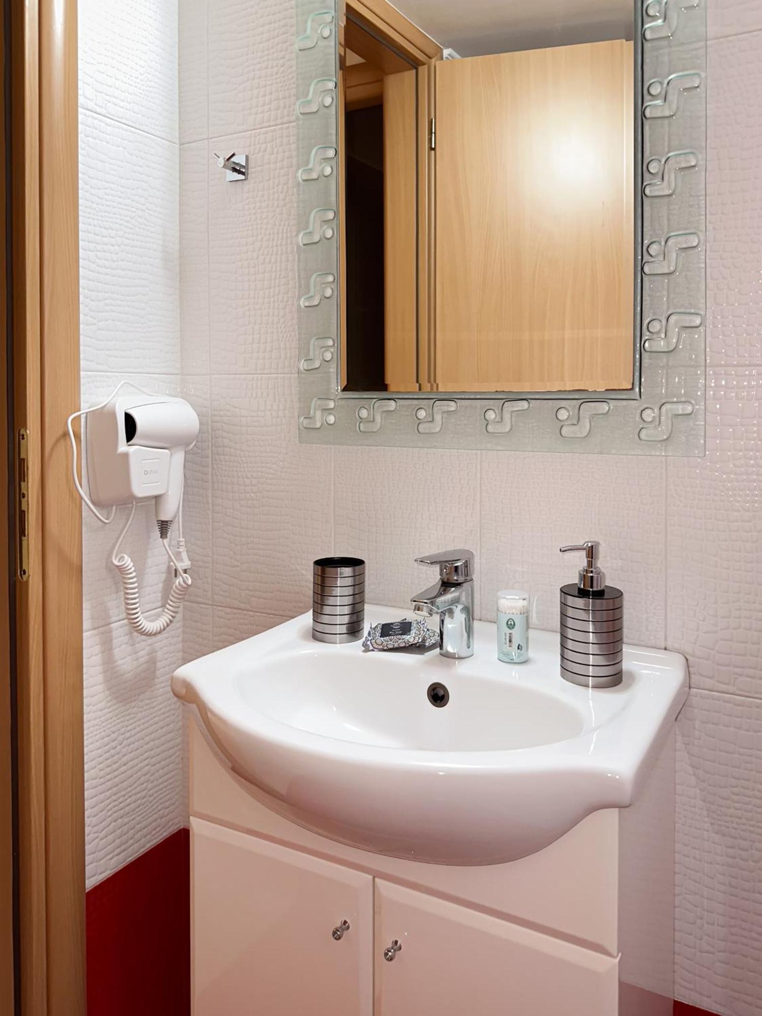 Sun N' Salt II Apartment تولو المظهر الخارجي الصورة
